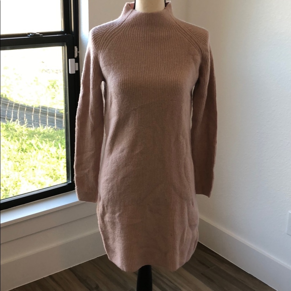 Madewell light pink XXS mock neck Sweater dress
